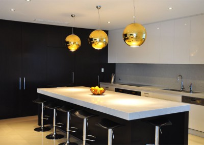 20mm Caesarstone Frosty Carina Kitchen with 100mm Pencil Round Edge