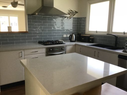 Caesarstone Cosmopolitan White Kitchen by Brisbane Granite & Marble